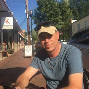 Meet your Posher, Kenneth